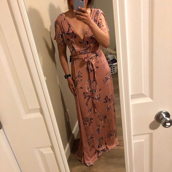 Lulu's dress size small - Picture 1 of 4